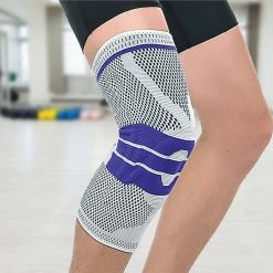 Randy & Travis Machinery Full Knee Support Brace Protector - Small Sports & Fitness