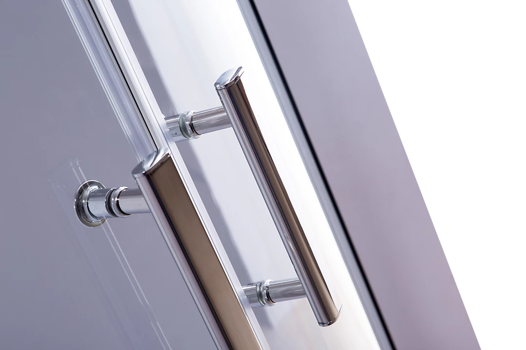 Della Francesca 100 X 100cm Rounded Sliding 6mm Curved Shower Screen With Base In Chrome With Black Base DIY & Renovation